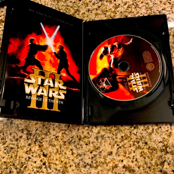 Star Wars Trilogy DVD set…Episodes Four through Six. - Picture 7 of 8